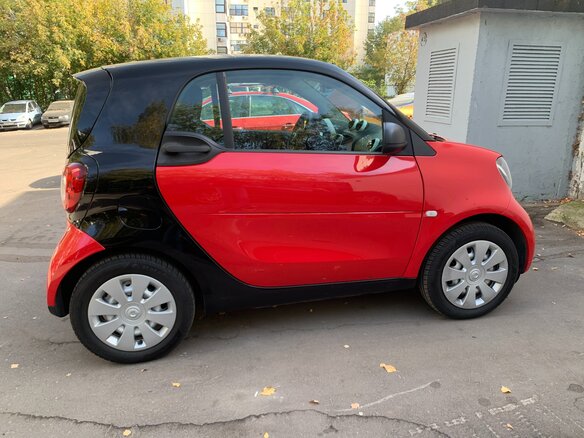 2018 Smart Fortwo III, красный, 1250000 рублей - вид 2