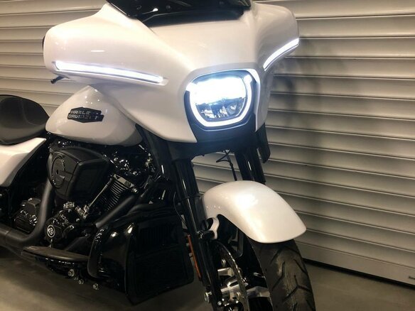 2025 Harley-Davidson Street Glide, белый, 3850000 рублей - вид 9