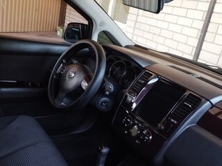 2013 Nissan Tiida I Рестайлинг, чёрный, 890000 рублей, вид 5