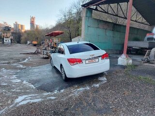 2012 Chevrolet Cruze I Рестайлинг, белый, 700000 рублей, вид 3
