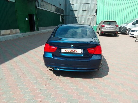 2011 BMW 3 серии 318i V (E90/E91/E92/E93) Рестайлинг, синий, 850000 рублей - вид 4