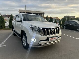 2015 Toyota Land Cruiser Prado 150 Series Рестайлинг 1, белый, 3650000 рублей, вид 5