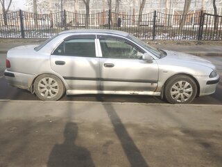 2003 Mitsubishi Carisma I Рестайлинг, серый, 255000 рублей, вид 3
