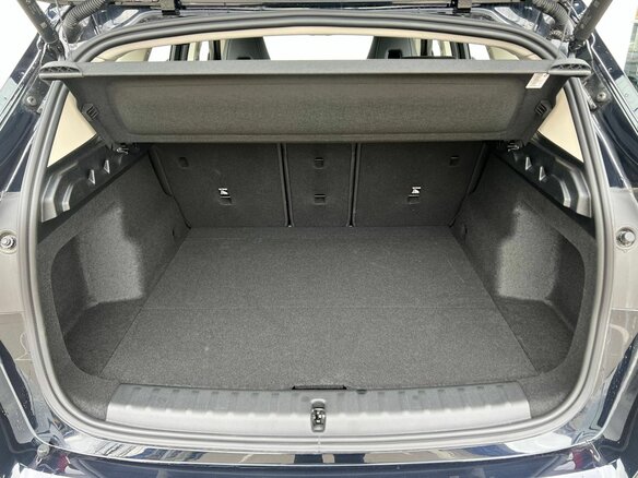 2026 BMW X1 25Li xDrive III (U11/U12), чёрный - вид 9