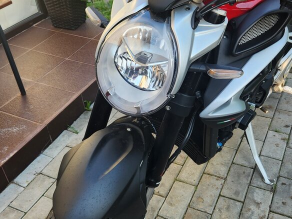 2016 MV Agusta Brutale 800, красный, 899000 рублей - вид 16
