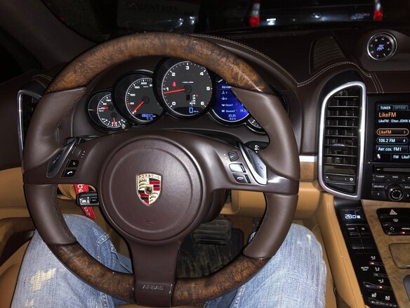 2011 Porsche Cayenne Diesel II (958), коричневый, 4550000 рублей - вид 11