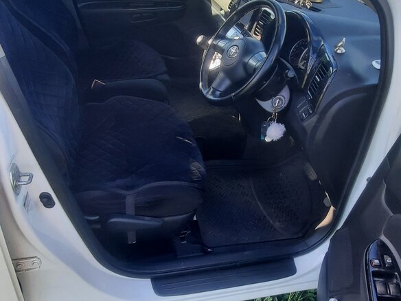2003 Toyota Wish I, белый, 1200000 рублей - вид 34