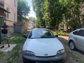 1997 Chevrolet Cavalier III, белый, 380000 рублей, вид 2