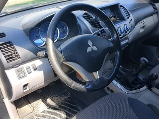 2007 Mitsubishi L200 IV, серый, 1020000 рублей, вид 5