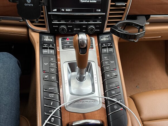 2012 Porsche Panamera Turbo S I, коричневый, 3300000 рублей - вид 12