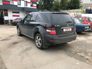 2008 Mercedes-Benz M-Класс 350 II (W164) Рестайлинг, чёрный, 950000 рублей, вид 4