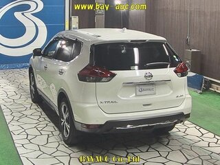 2019 Nissan X-Trail III Рестайлинг, белый, 2193000 рублей, вид 3