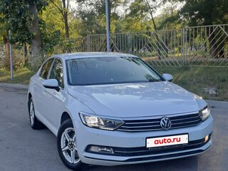 2017 Volkswagen Passat B8, белый, 2280000 рублей, вид 4