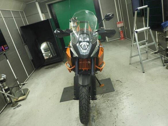 2015 KTM 1190 Adventure, оранжевый, 960000 рублей - вид 8
