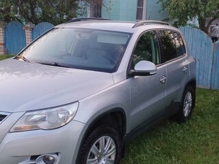 2011 Volkswagen Tiguan I, серебристый, 960000 рублей, вид 5