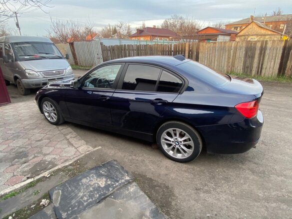 2013 BMW 3 серии 316i VI (F3x), синий, 1400000 рублей - вид 4