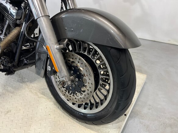 2009 Harley-Davidson Road King, серый, 649000 рублей - вид 12
