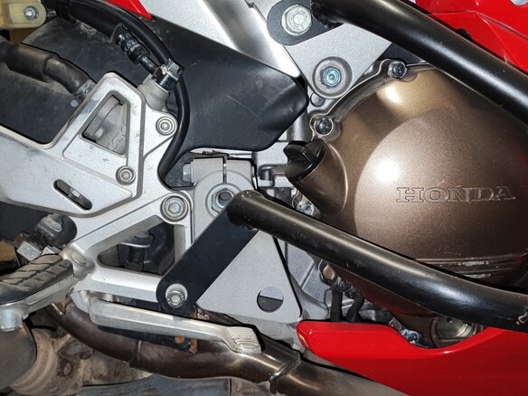 2015 Honda VFR 800, красный, 600000 рублей - вид 17