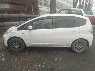 2013 Honda Fit II, белый, 750000 рублей, вид 3