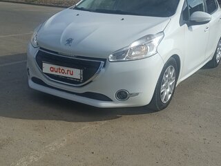 2013 Peugeot 208 I, белый, 810000 рублей, вид 1