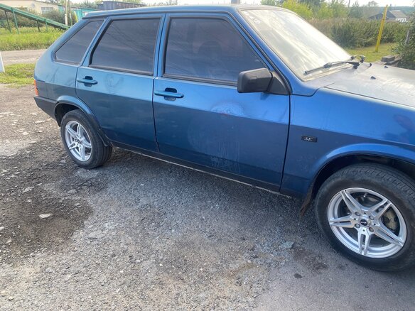 2004 Lada (ВАЗ) 21093i, синий, 150000 рублей - вид 4