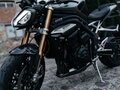2021 Triumph Speed Triple, серый, 1200000 рублей - вид 2