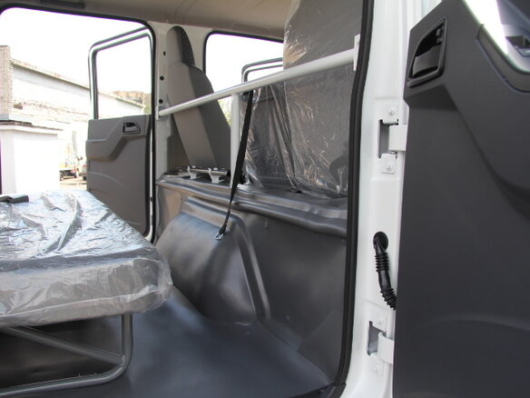 2026 Isuzu Elf (N-series), белый, 5690000 рублей - вид 17