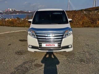 2015 Toyota Noah III (R80), пурпурный, 1900000 рублей, вид 3