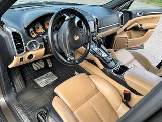 2013 Porsche Cayenne S II (958), коричневый, 3400000 рублей, вид 5