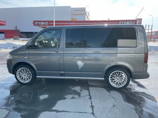 2012 Volkswagen Multivan T5 Рестайлинг, серый, 3500000 рублей, вид 2