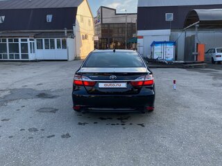 2017 Toyota Camry VII (XV50) Рестайлинг, чёрный, 2360000 рублей, вид 3