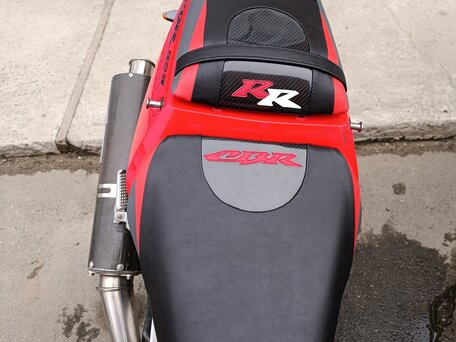 2000 Honda CBR 929RR Fireblade, красный, 470000 рублей, вид 3
