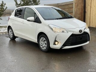 2019 Toyota Vitz III (XP130) Рестайлинг 2, белый, 1120000 рублей, вид 1