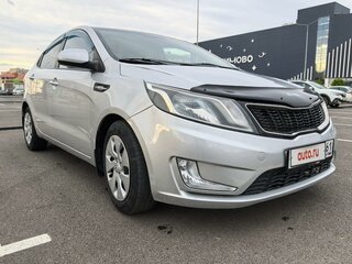 2011 Kia Rio III, серебристый, 875000 рублей, вид 2