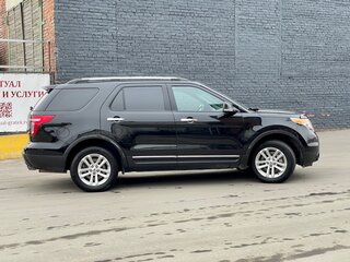 2014 Ford Explorer V, чёрный, 1500000 рублей, вид 4