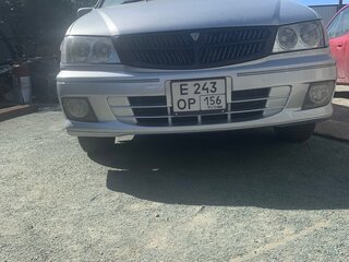 1998 Nissan Presage I, серебристый, 650000 рублей, вид 3