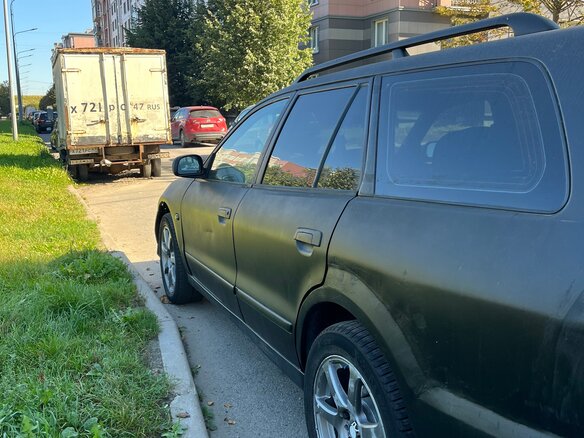 1997 Mitsubishi Legnum, чёрный, 130000 рублей - вид 4
