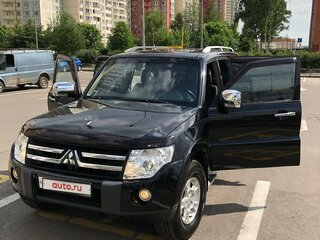 2007 Mitsubishi Pajero IV, чёрный, 2999999 рублей, вид 2