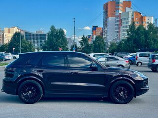 2020 Porsche Cayenne III, коричневый, 8000000 рублей, вид 4