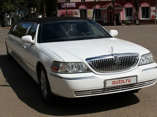 2003 Lincoln Town Car III Рестайлинг, белый, 850000 рублей, вид 2