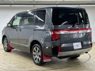 2021 Mitsubishi Delica D:5 I Рестайлинг, серый, 2500404 рублей, вид 5