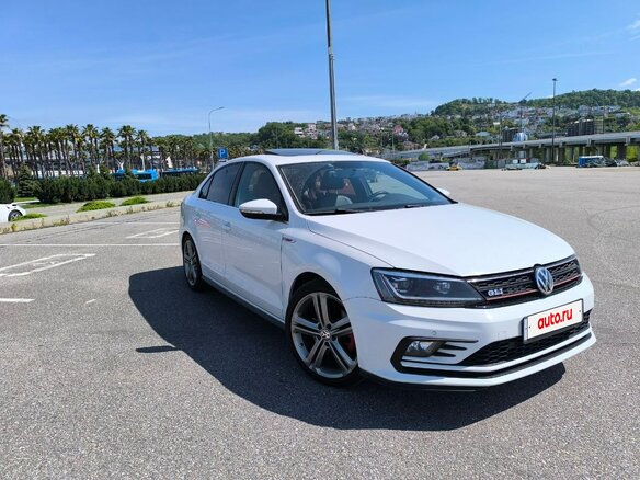 2017 Volkswagen Jetta GLI VI Рестайлинг, белый, 1750000 рублей - вид 7