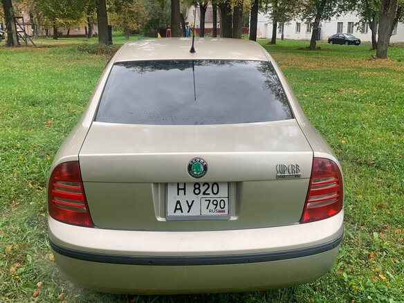 2004 Skoda Superb I, бежевый, 420000 рублей - вид 11