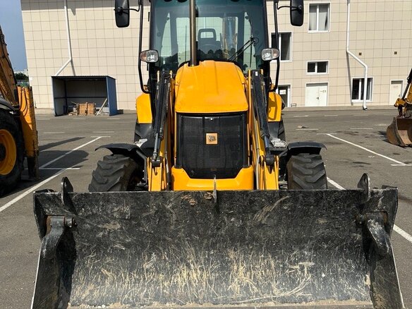 2023 JCB 3CX, 15000000 рублей