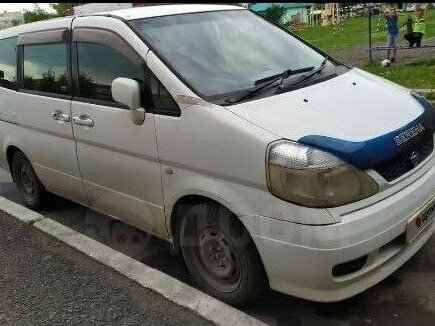 1999 Nissan Serena II (C24), белый, 500000 рублей - вид 1