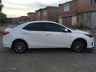 2013 Toyota Corolla XI (E160, E170, E180), белый, 1780000 рублей, вид 5