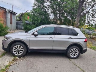 2021 Volkswagen Tiguan II Рестайлинг, серый, 3430000 рублей, вид 4