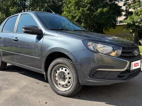 2024 Lada (ВАЗ) Granta I Рестайлинг, серый, 565000 рублей, вид 4