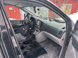 2008 Hyundai H-1 II, чёрный, 1650000 рублей, вид 5