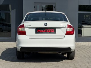 2015 Skoda Rapid I, белый, 650000 рублей, вид 5